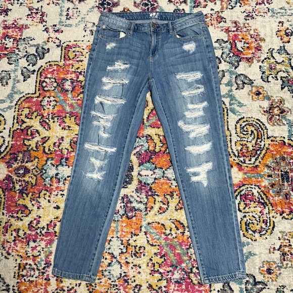 Garage Denim - GARAGE | Distressed Boyfriend Jeans